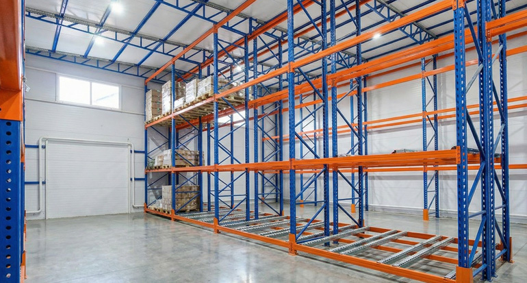 самонесущий склад